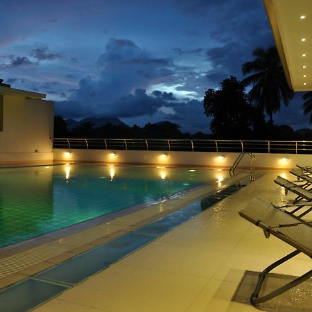 Serene Villa Ratnapura Buitenkant foto