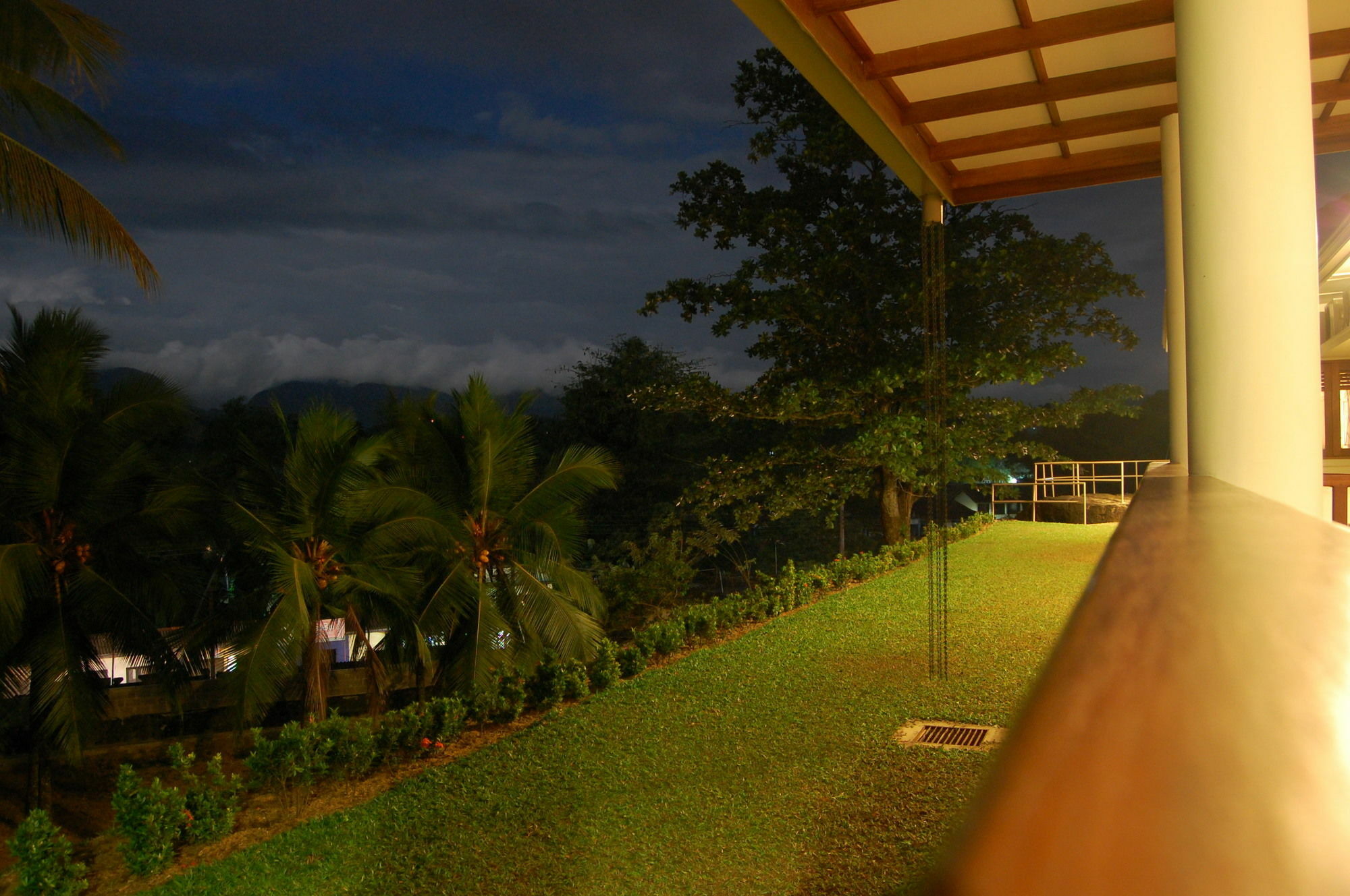 Serene Villa Ratnapura Buitenkant foto