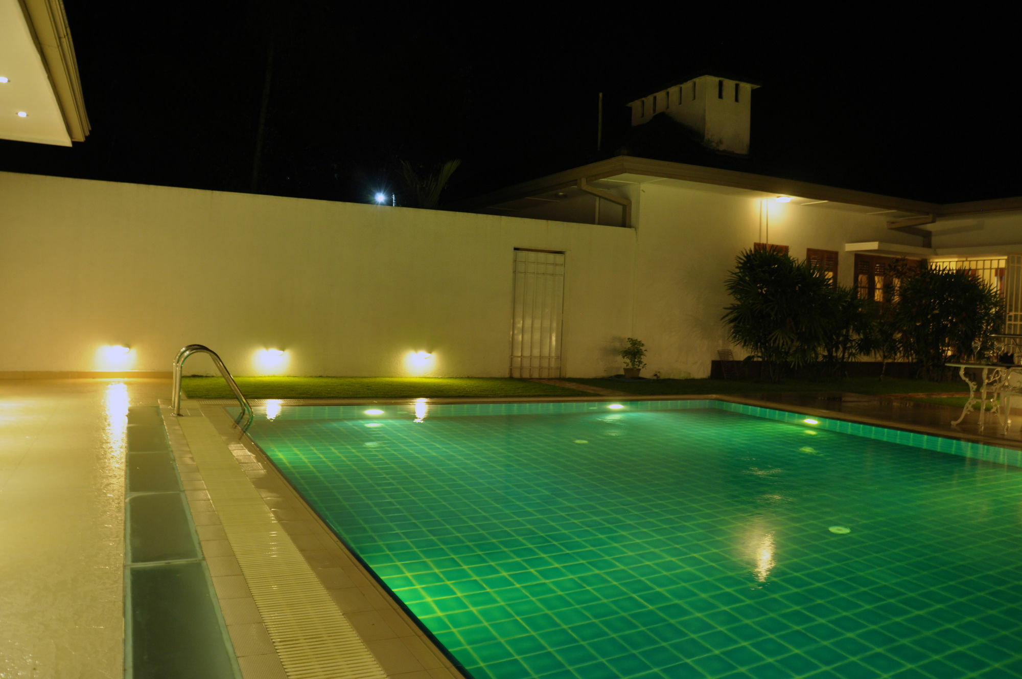Serene Villa Ratnapura Buitenkant foto